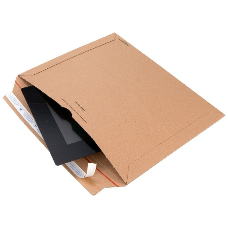 Pochette adhésive en carton blanc et bande d'arrachage - 210x265 mm